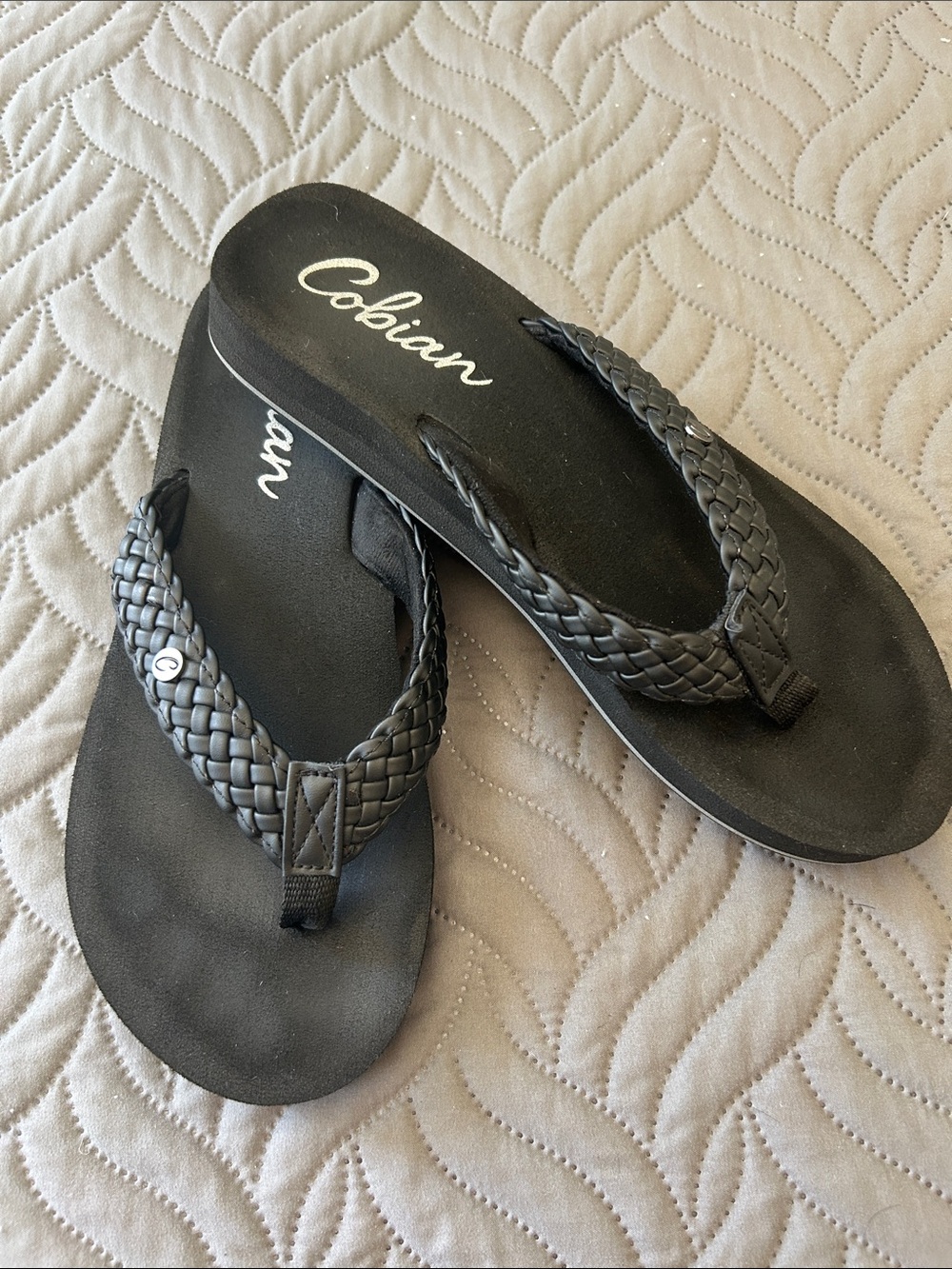 🖤 Cobian Black Braided Strap Flip Flops